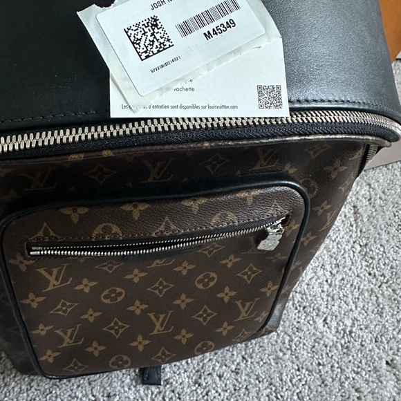 Louis Vuitton Back pack - Picture 8 of 10